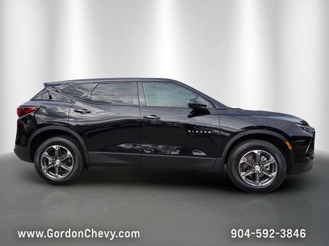 Certified 2025 Chevrolet Blazer LT FWD image 7