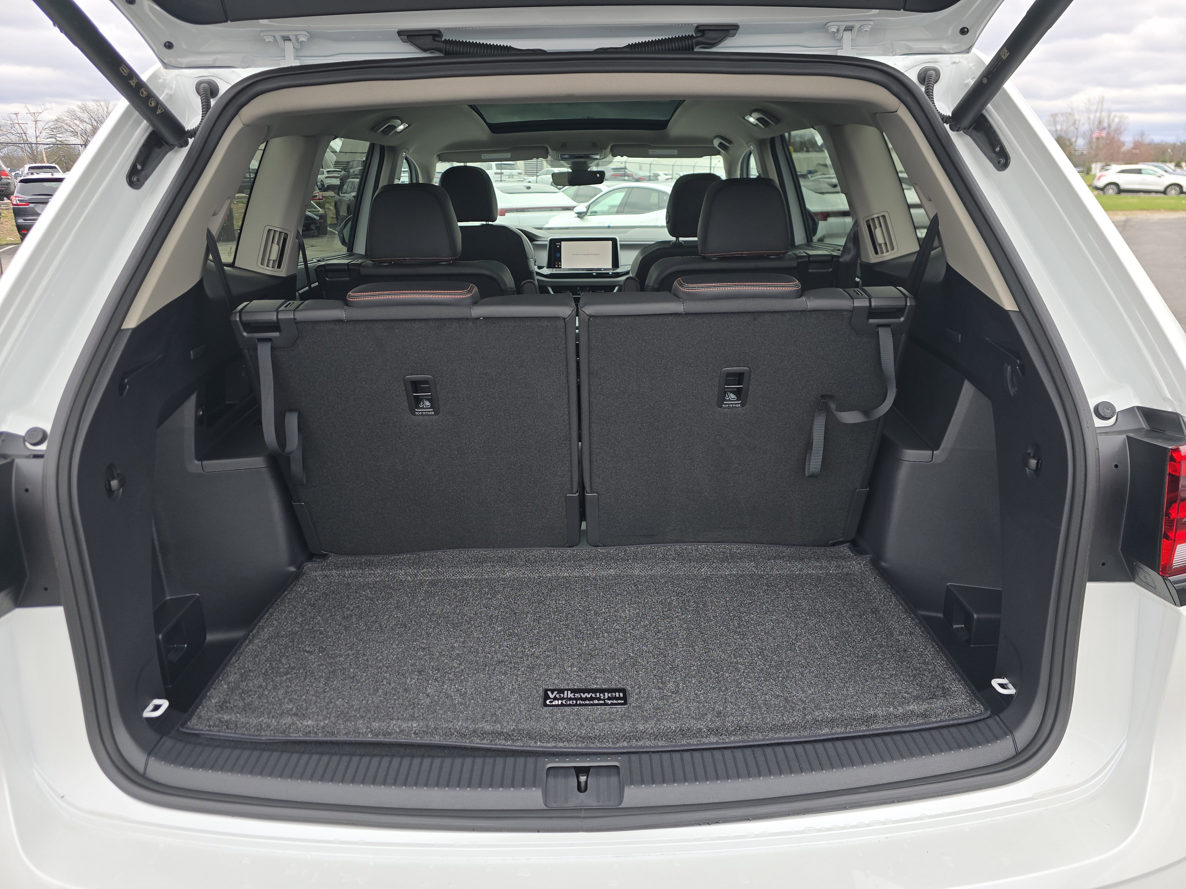 New 2026 Volkswagen Atlas Peak Edition image 16