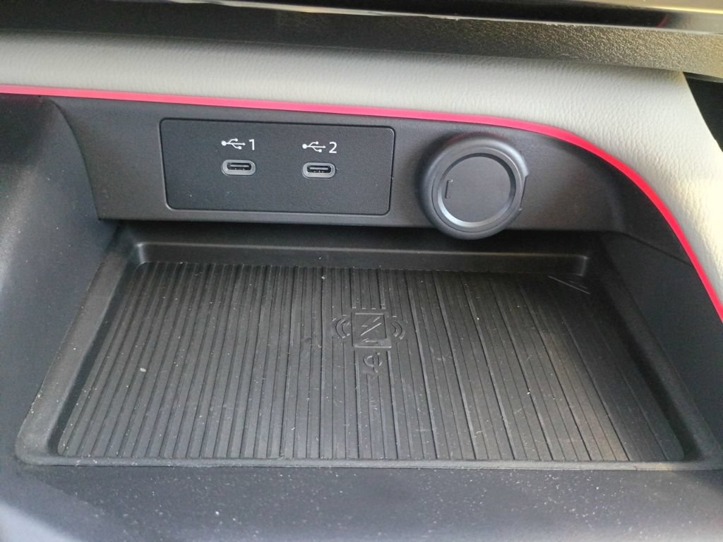 New 2026 Nissan Sentra SL w/ Floor Mat Package FWD image 19