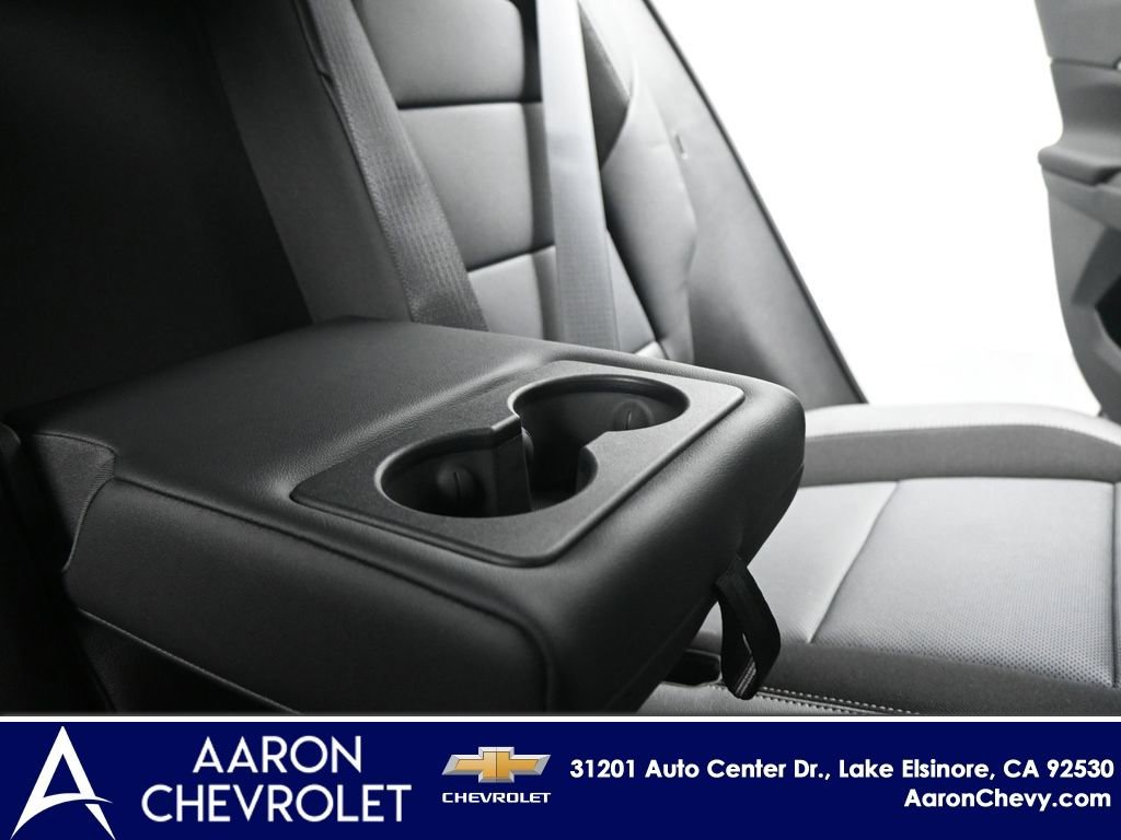 New 2025 Chevrolet Equinox EV LT w/ Convenience Package II image 21