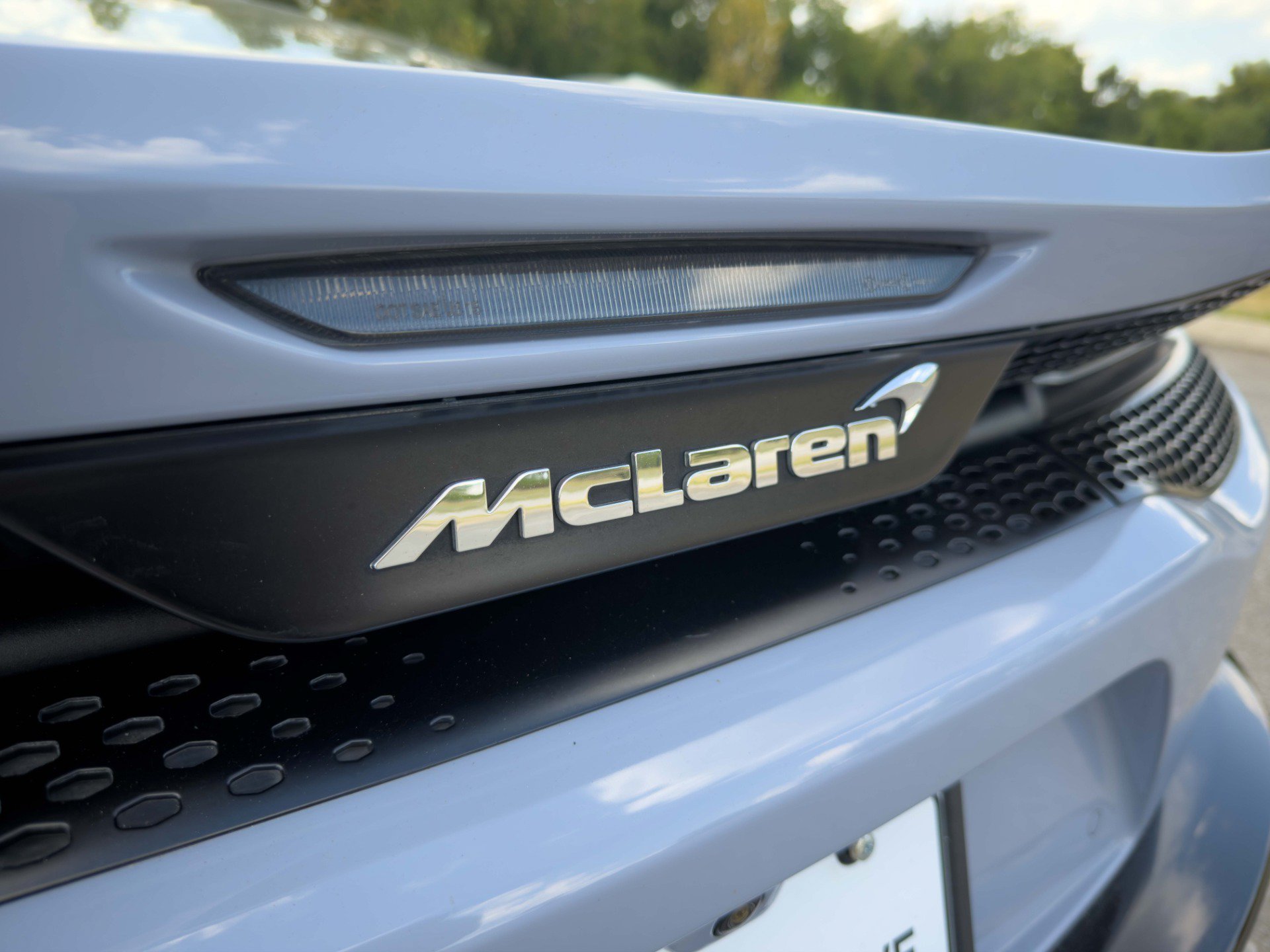 Used 2020 McLaren GT RWD image 19