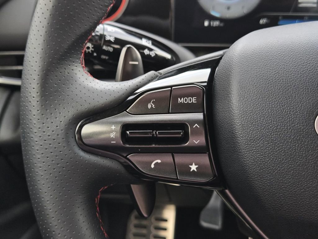Certified 2025 Hyundai Elantra N Line image 10