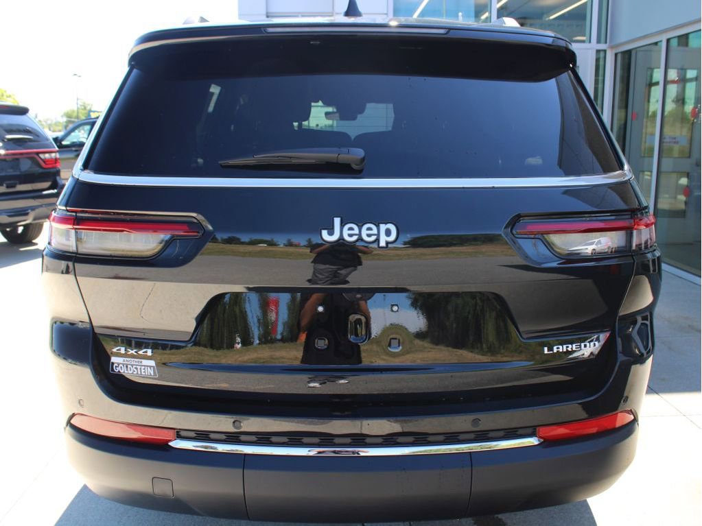 New 2025 Jeep Grand Cherokee L Laredo image 8