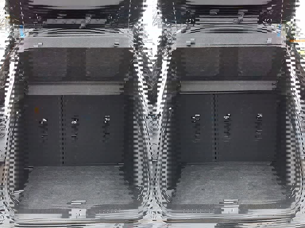 Used 2024 Chevrolet Trax RS w/ Sunroof Package image 30