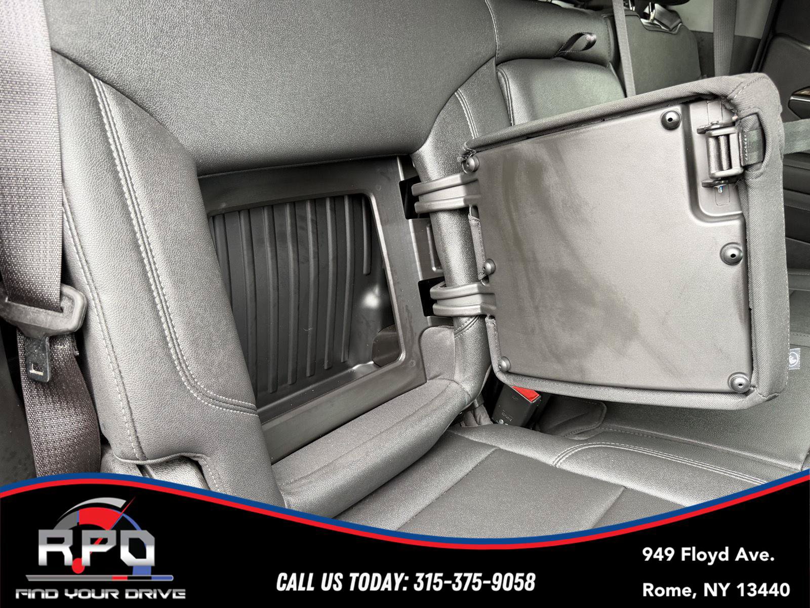 Used 2023 Chevrolet Silverado 1500 RST AWD/4WD image 38