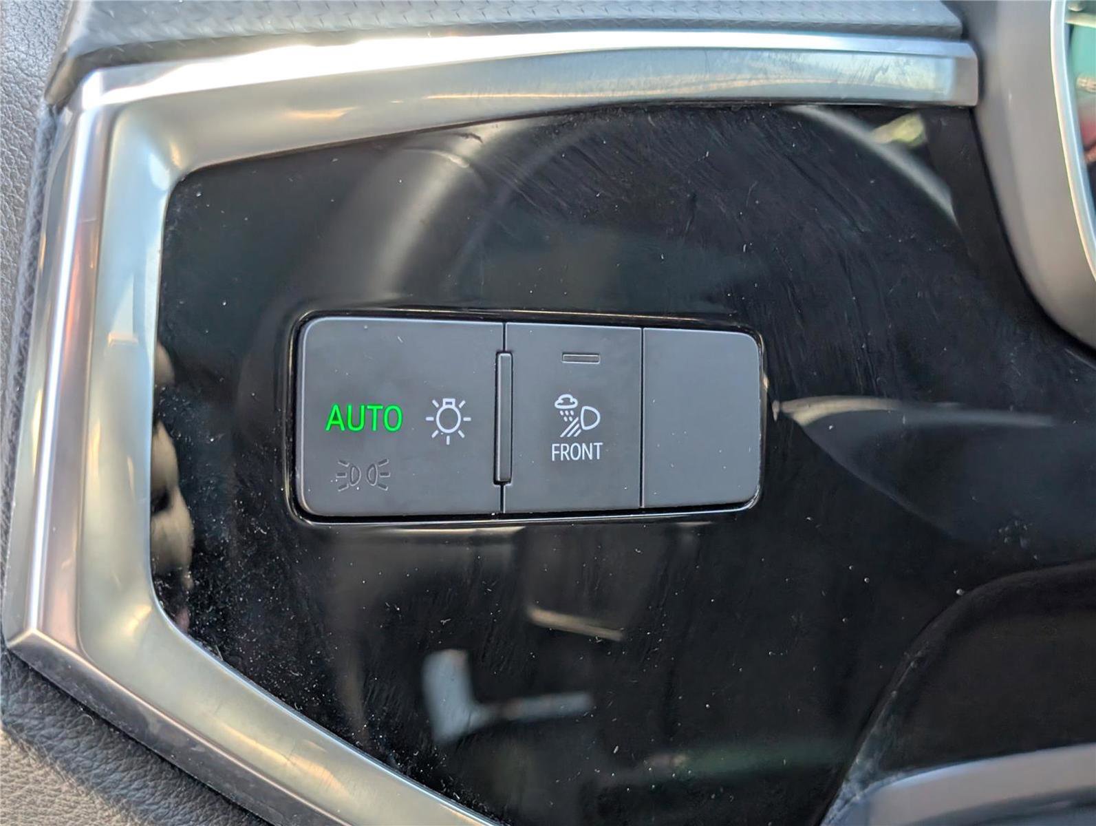 Used 2024 Audi Q3 2.0T Premium image 22