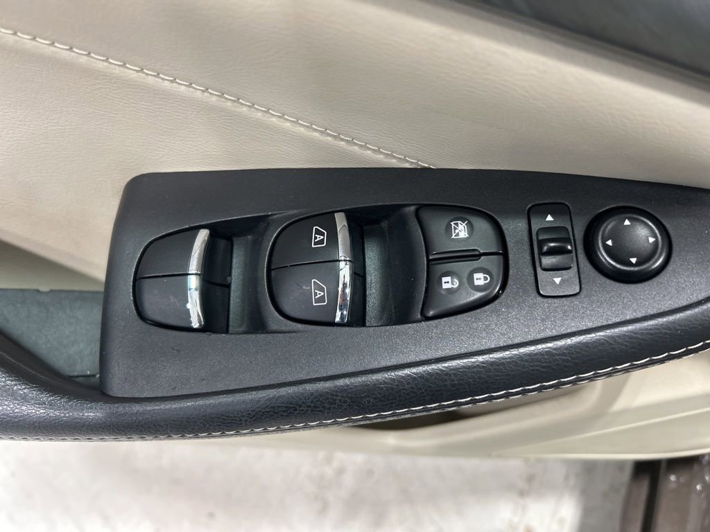 Used 2016 Nissan Maxima 3.5 SL image 21