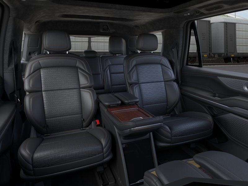 New 2026 Lincoln Navigator Black Label image 11