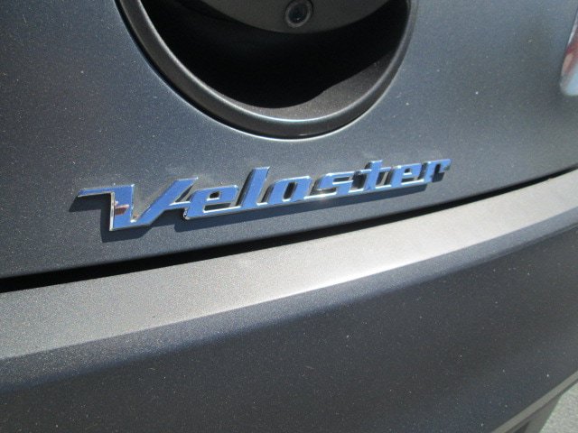 Used 2014 Hyundai Veloster Turbo FWD image 7