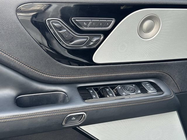 Used 2025 Lincoln Aviator Black Label w/ Jet Appearance Package image 22