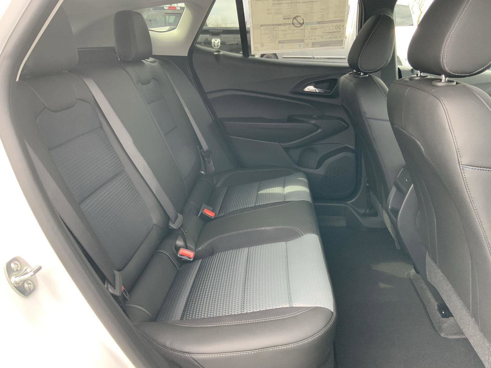 New 2026 Chevrolet Trax LT image 50