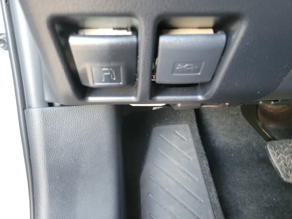 Used 2024 Toyota RAV4 LE image 30