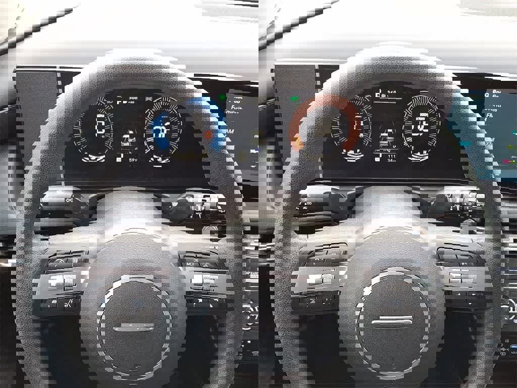 Certified 2025 Hyundai Tucson SE image 15