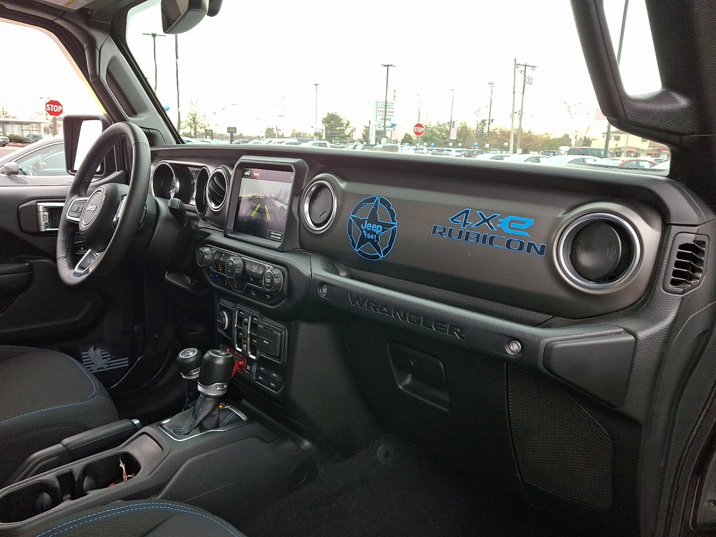 Used 2022 Jeep Wrangler Unlimited Rubicon 4xe w/ Cold Weather Group image 11