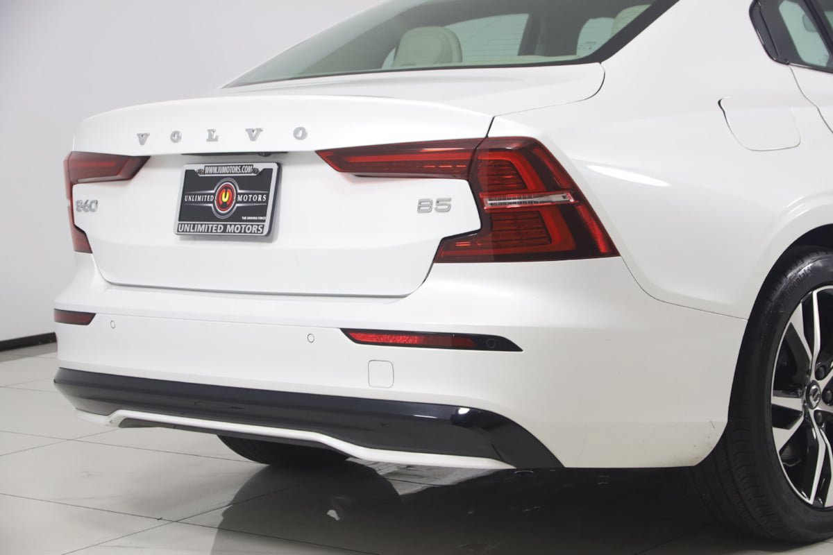 Used 2024 Volvo S60 B5 Core w/ Climate Package FWD image 38