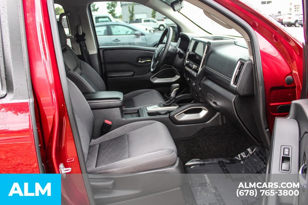 Used 2025 Nissan Frontier SV RWD image 20
