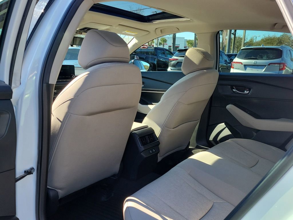 Certified 2025 Honda Accord SE image 12