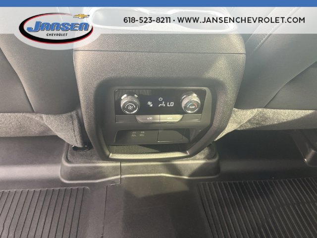 Used 2026 Chevrolet Traverse Z71 w/ LPO, Floor Liner Package AWD/4WD image 20
