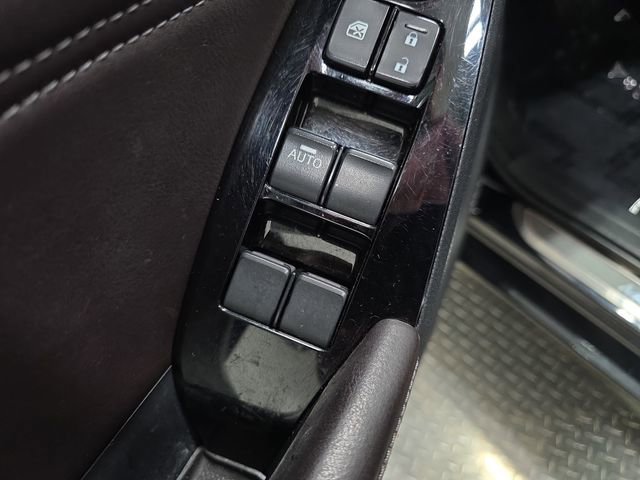 Used 2018 MAZDA MAZDA3 Touring FWD image 26