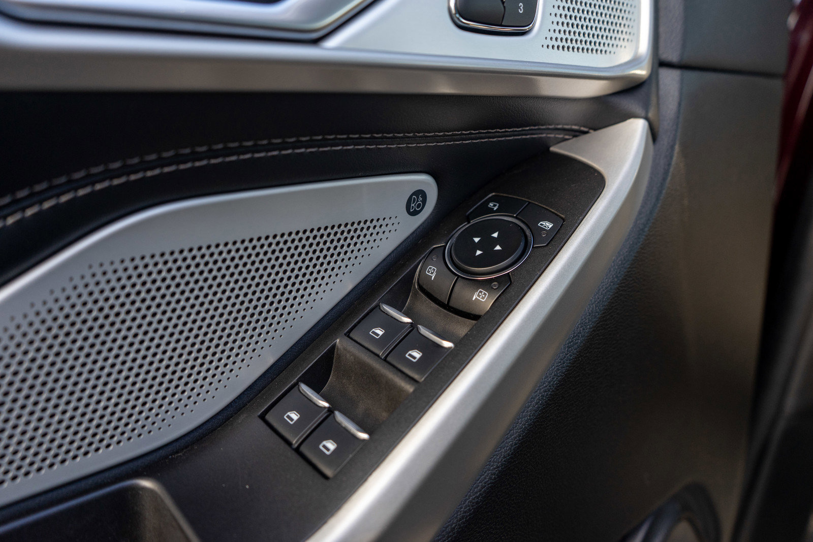 Used 2023 Ford Explorer Limited w/ Hybrid Equipment Group 310A image 15