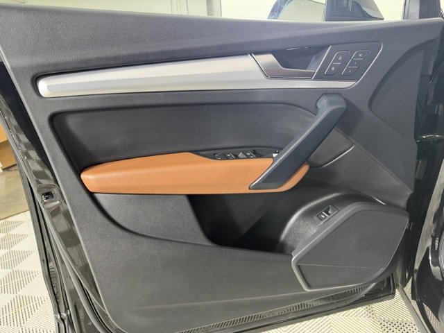 Certified 2025 Audi Q5 2.0T Premium image 20
