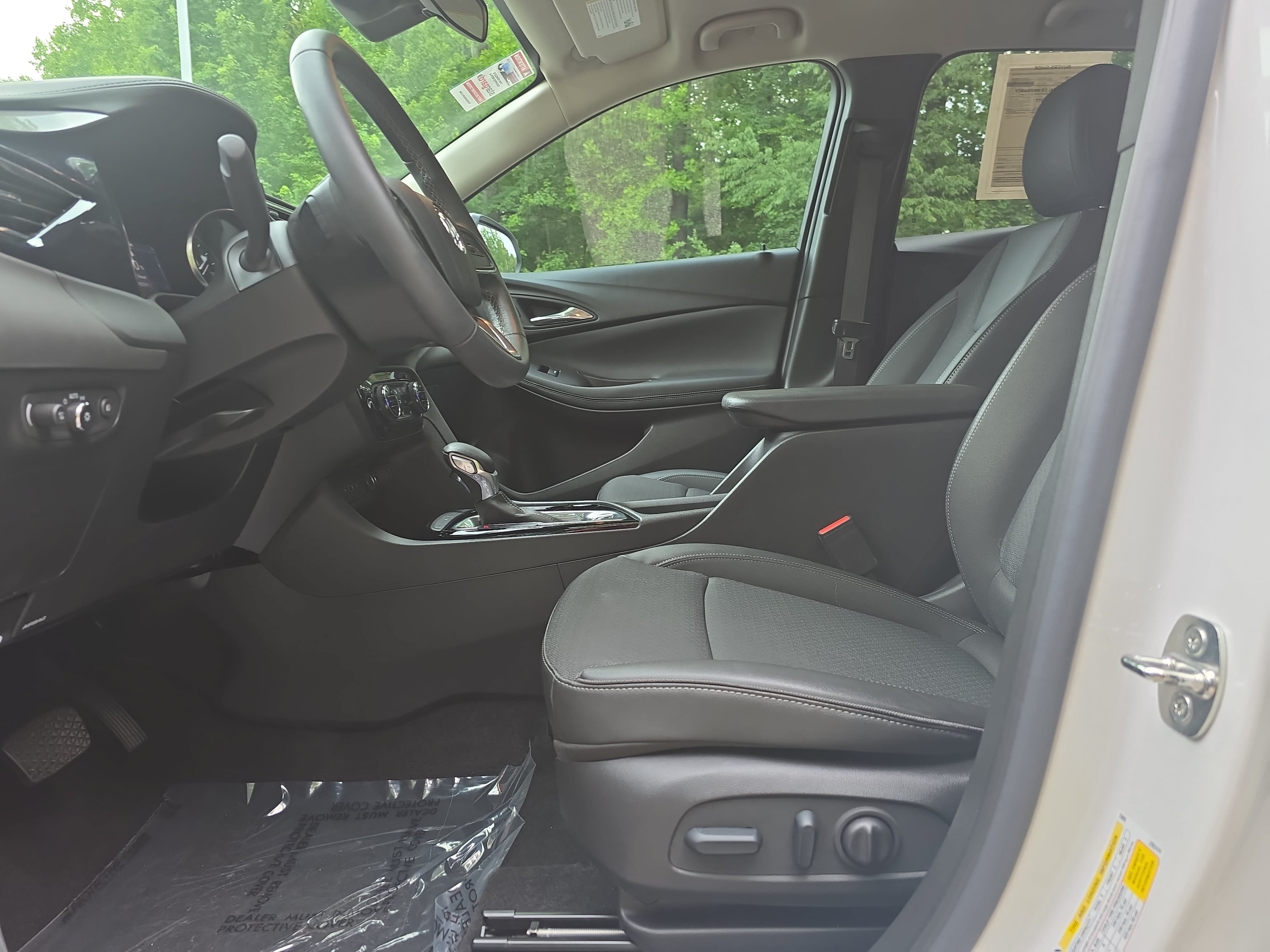 Used 2023 Buick Encore GX Select w/ Sport Touring Package FWD image 14