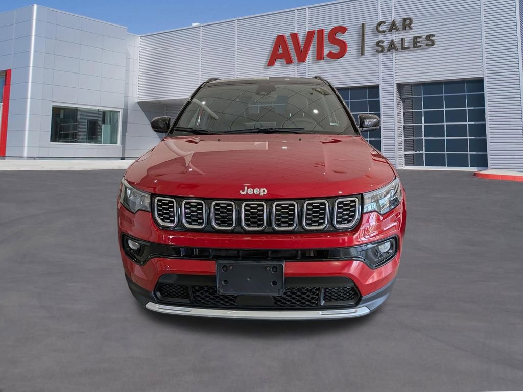 Used 2025 Jeep Compass Limited image 2