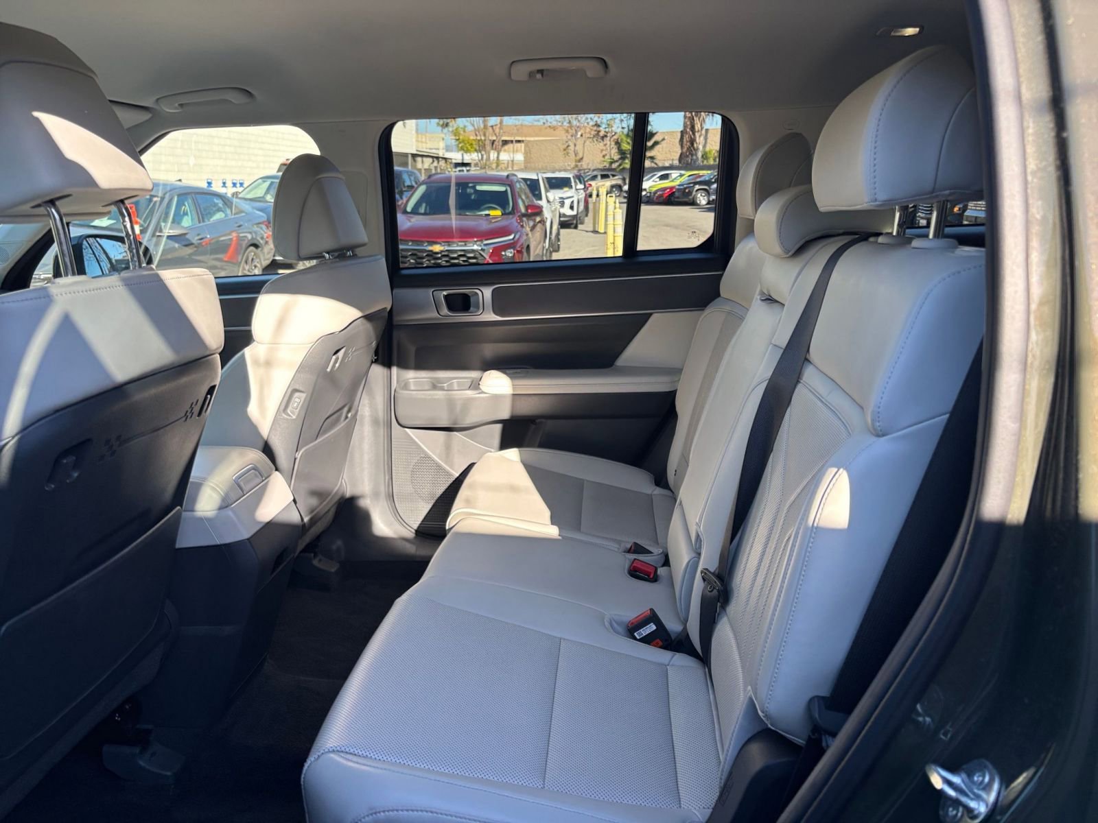 Used 2025 Hyundai Santa Fe SEL image 27