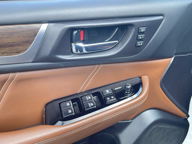 Used 2017 Subaru Outback 3.6R Touring w/ Popular Package #5A AWD/4WD image 24