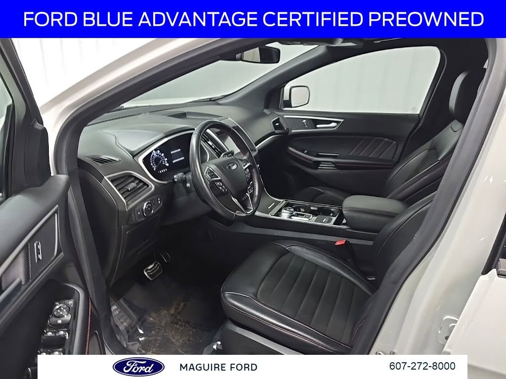 Certified 2020 Ford Edge ST-Line w/ Cold Weather Package image 33