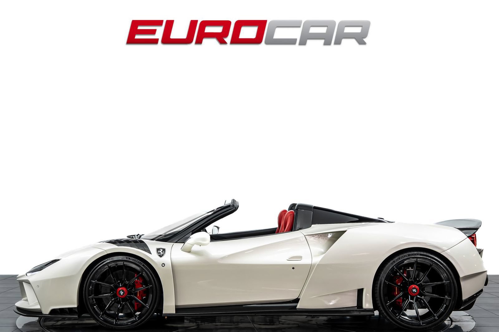 Used 2021 Ferrari F8 Tributo RWD image 2