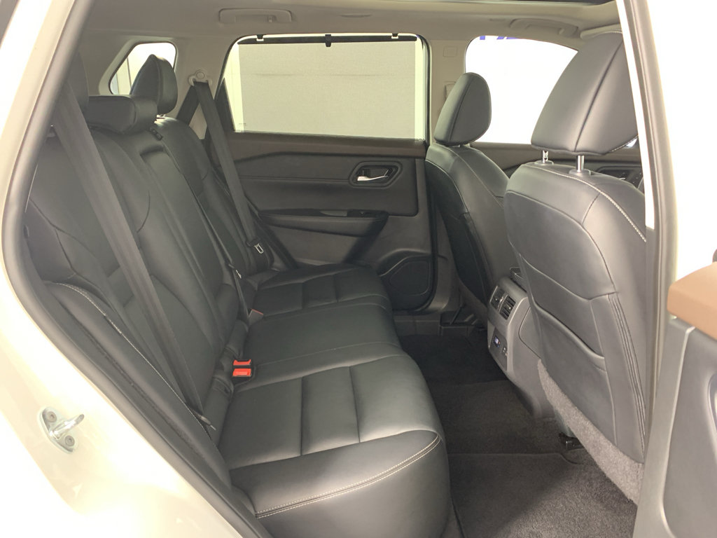 Used 2023 Nissan Rogue SL w/ SL Premium Package FWD image 38