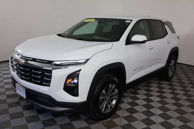 Used 2025 Chevrolet Equinox LT image 4