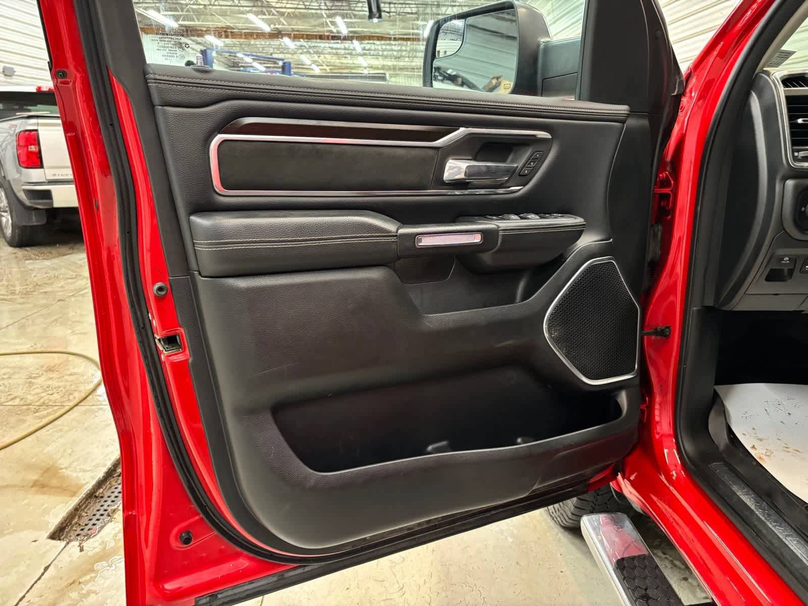 Used 2022 RAM 1500 Laramie AWD/4WD image 20