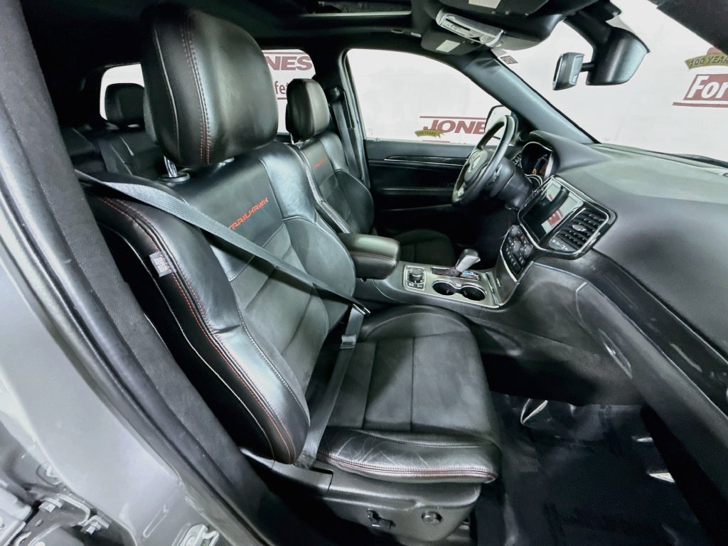 Used 2021 Jeep Grand Cherokee Trailhawk AWD/4WD image 34