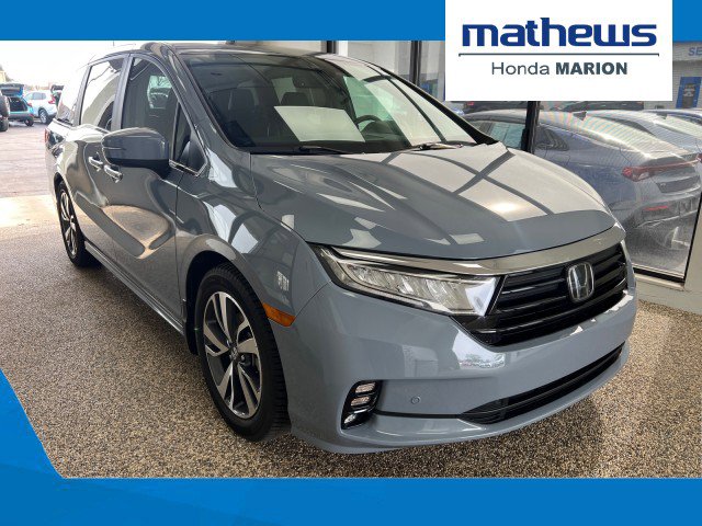 Used 2023 Honda Odyssey Touring image 1