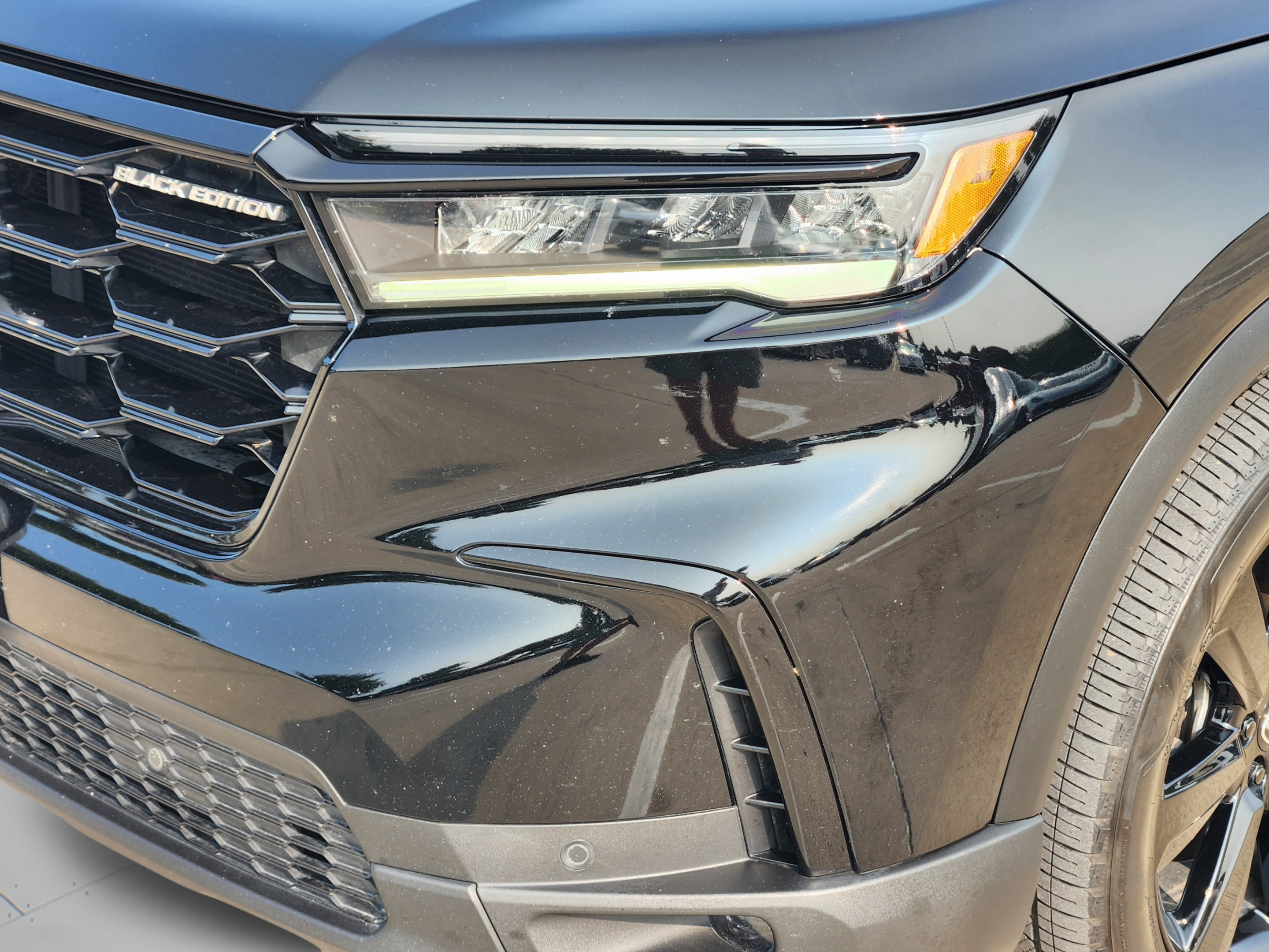 Used 2025 Honda Pilot Black Edition image 37