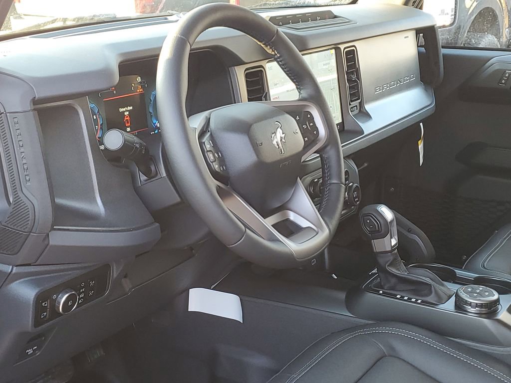 New 2025 Ford Bronco Badlands AWD/4WD image 8