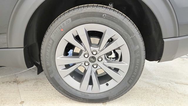 New 2026 Ford Explorer Active w/ Active Comfort Package image 9