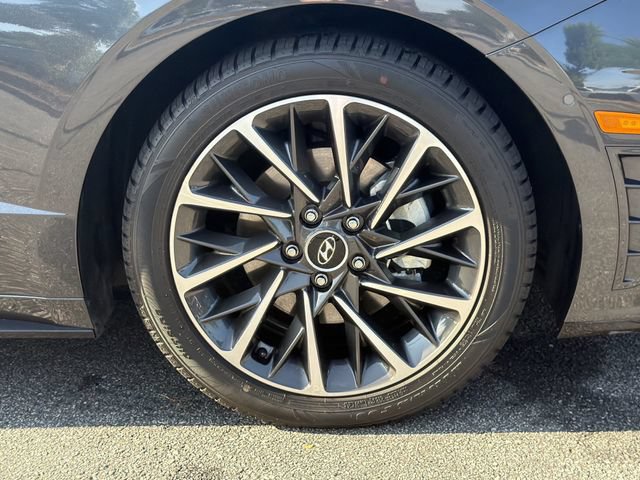 Used 2020 Hyundai Sonata Limited FWD image 14