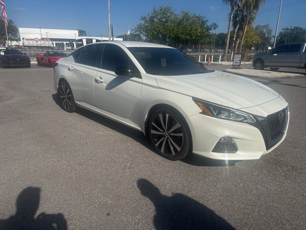 Used 2021 Nissan Altima 2.5 SR image 1