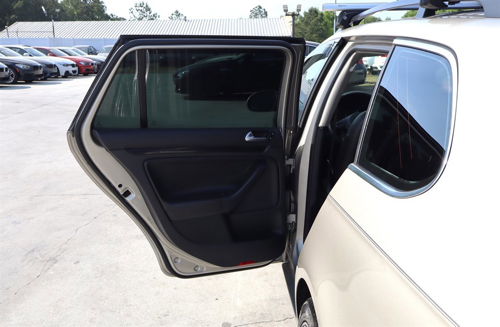 Used 2012 Volkswagen Jetta TDI FWD image 33