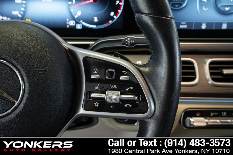 Used 2022 Mercedes-Benz GLE 350 4MATIC w/ Premium Package image 16