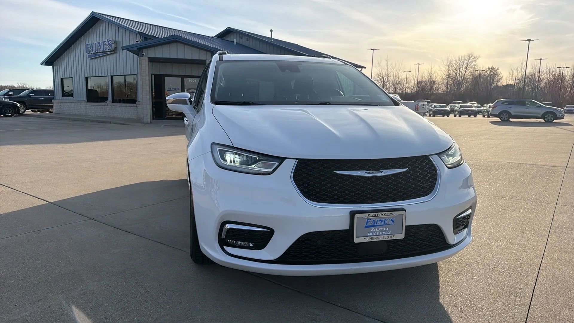 Used 2022 Chrysler Pacifica Limited image 29