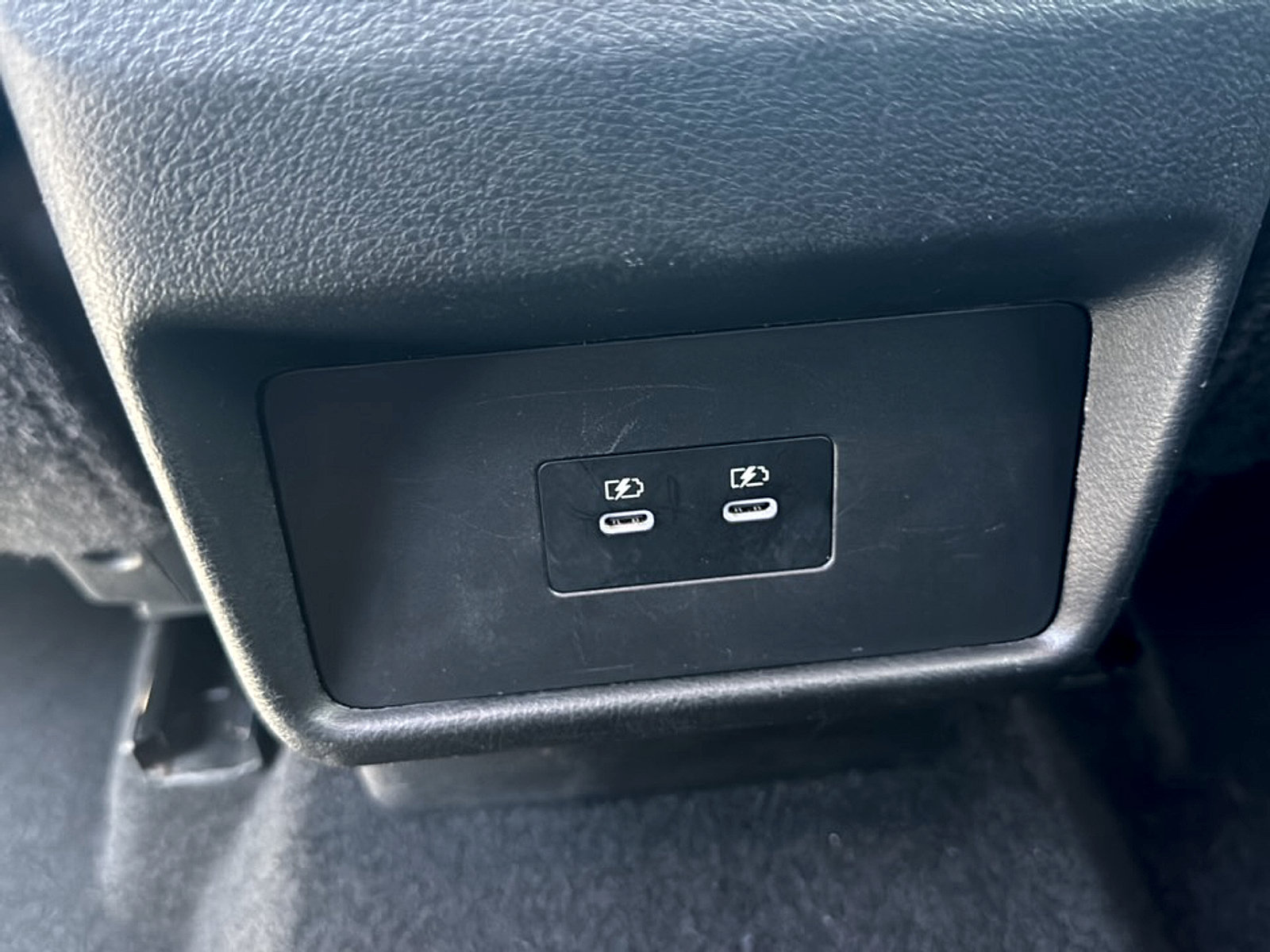 Used 2025 Nissan Rogue SV AWD/4WD image 16