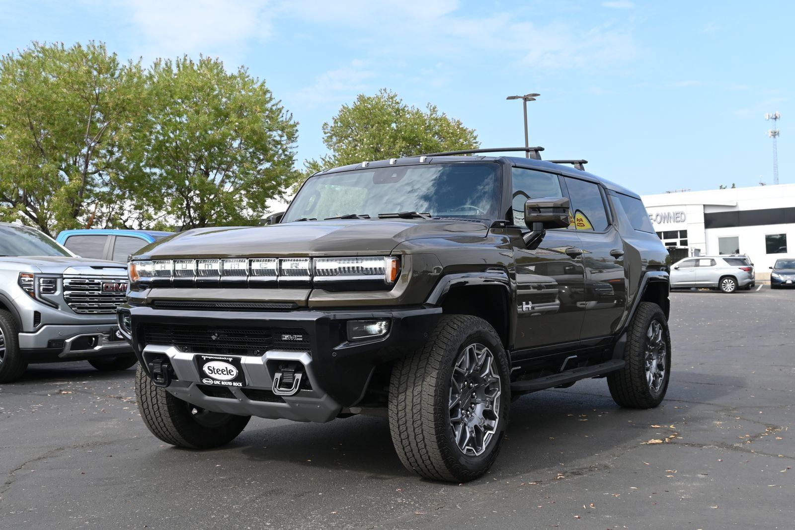 Used 2025 GMC Hummer EV 3X AWD/4WD image 1