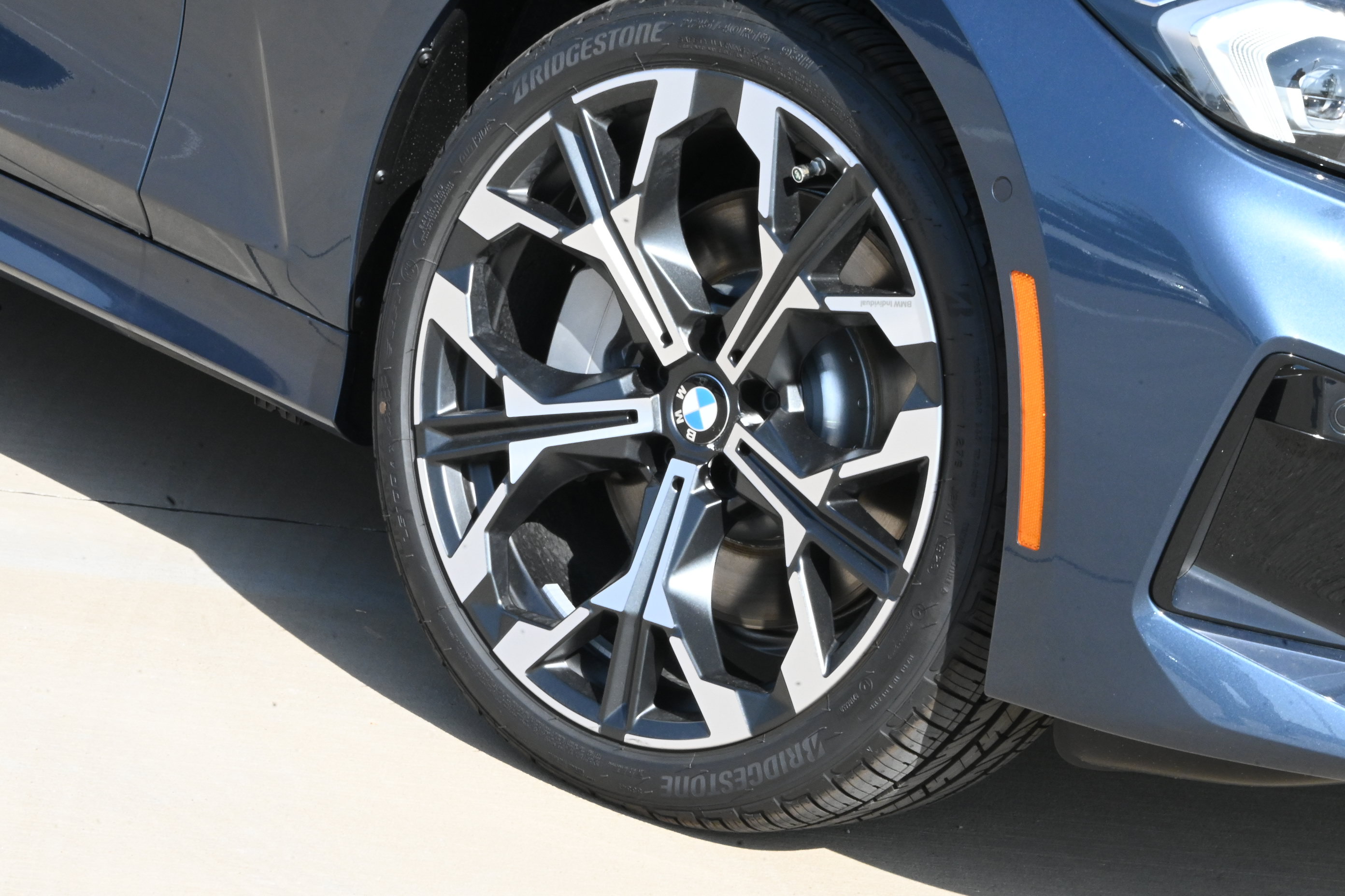 New 2026 BMW 330i Sedan w/ Premium Package RWD image 10