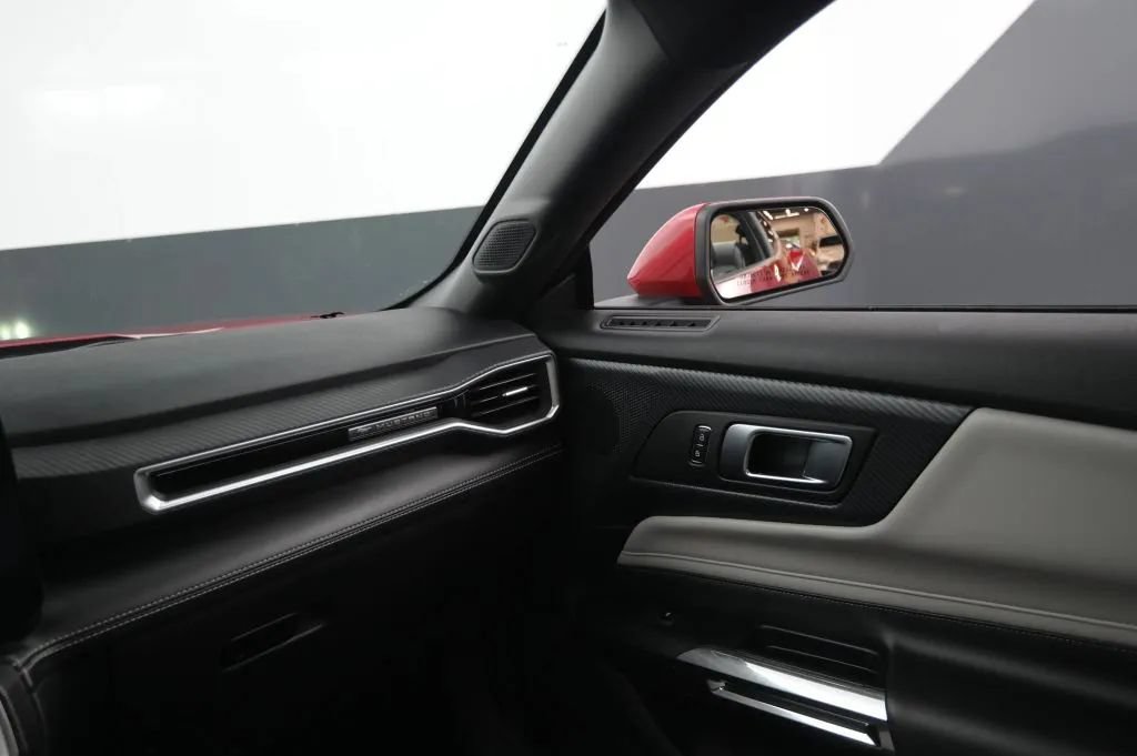 Used 2024 Ford Mustang Premium RWD image 33
