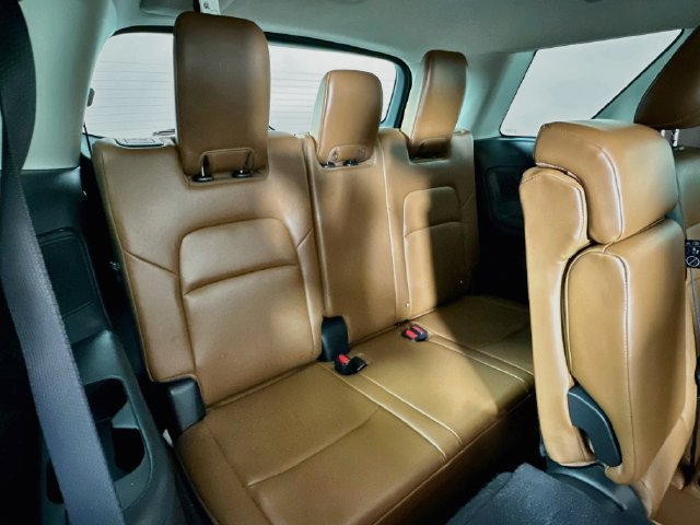 Used 2024 Nissan Pathfinder Platinum w/ Cargo Package AWD/4WD image 27