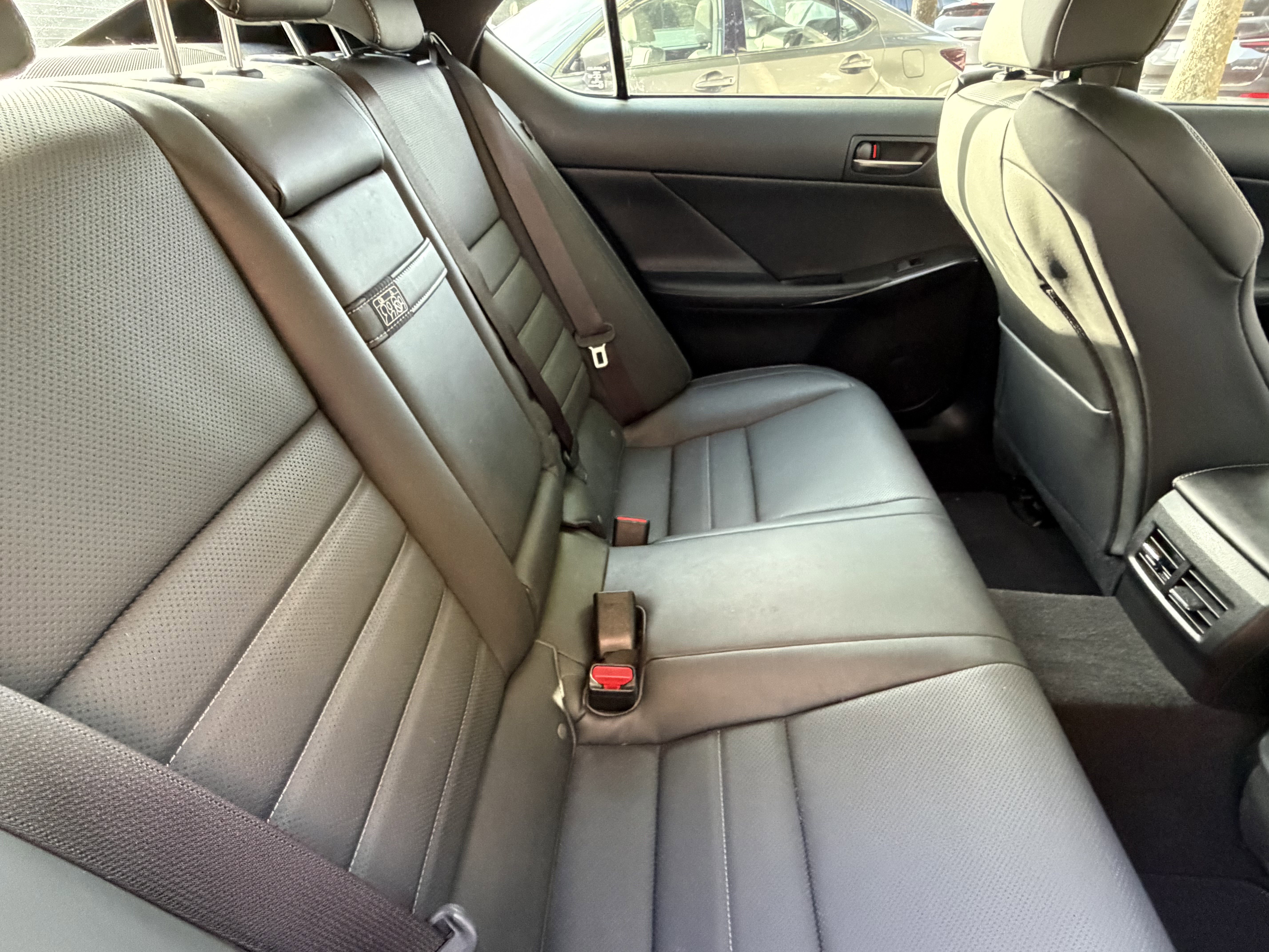 Certified 2025 Lexus RX 350 Premium Plus w/ Accessory Package (Z1) FWD image 41
